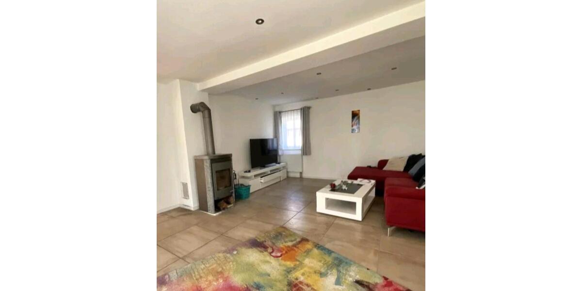 Einfamilienhaus Eschwege - 6 Zimmer, 150 m&sup2;, 125.000&euro; | Angebot:25810352