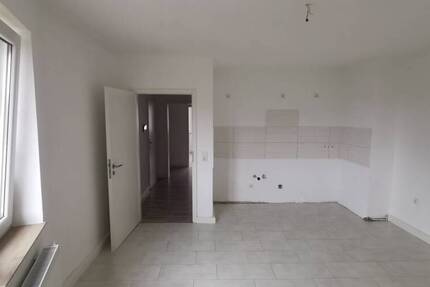 5 Zimmer Wohnung saniert zimmer