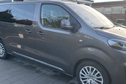 Peugeot Traveller 109.000 km 22.990 &euro; Sundern 59846