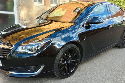 Opel Insignia 221.500 km 9.000 € Schorndorf 73614