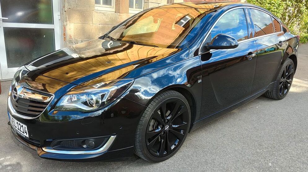 Opel Insignia 221.500 km 9.000 € Schorndorf 73614