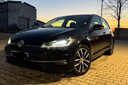 VW Golf 134.000 km 12.499 &euro; Wegscheid 94110