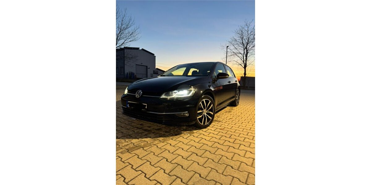 VW Golf 134.000 km 12.499 &euro; Wegscheid 94110
