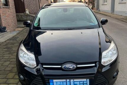 Ford Focus 48.447 km 6.000 &euro; Würselen 52146