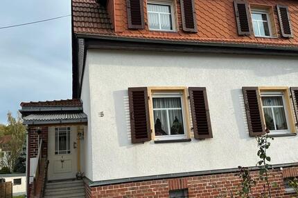 Haus Schmölln - 6 Zimmer, 110 m&sup2;, 1.200&euro; | Angebot:24788722