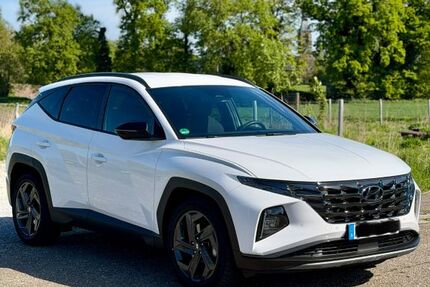 Hyundai TUCSON 13.800 km 24.800 &euro; Würselen 52146