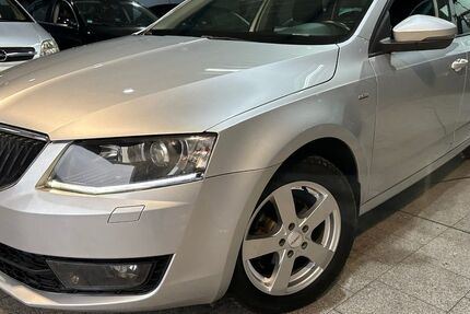 Skoda Octavia 90.000 km 11.350 &euro; Duisburg 47059