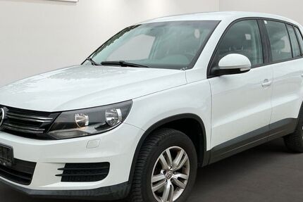 VW Tiguan 175.232 km 9.399 € Brehna 06796