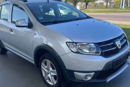 Dacia Sandero 83.000 km 7.200 &euro; Malchow 17213