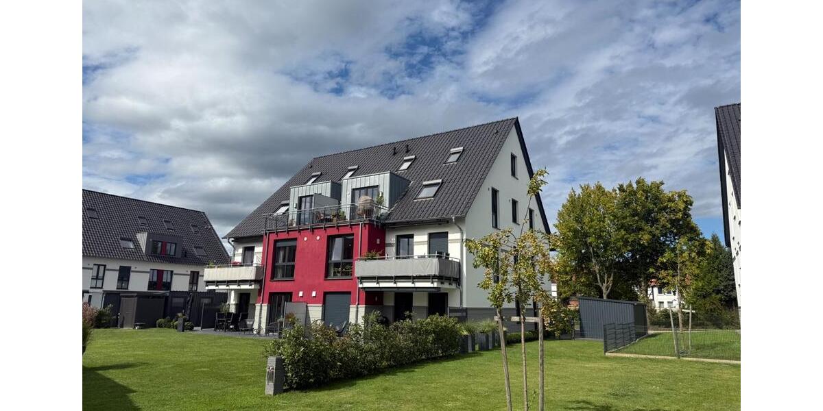 Provisionsfrei: Dachgeschosswohnung, Barrierefrei, Ausbaureserve 3 zimmer