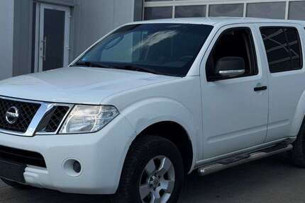 Nissan Pathfinder 240.000 km 5.990 &euro; Elchingen 89275