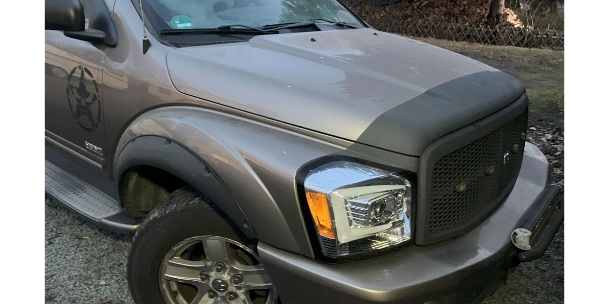 Dodge Durango 280.000 km 3.491 &euro; Ebersbach 02730