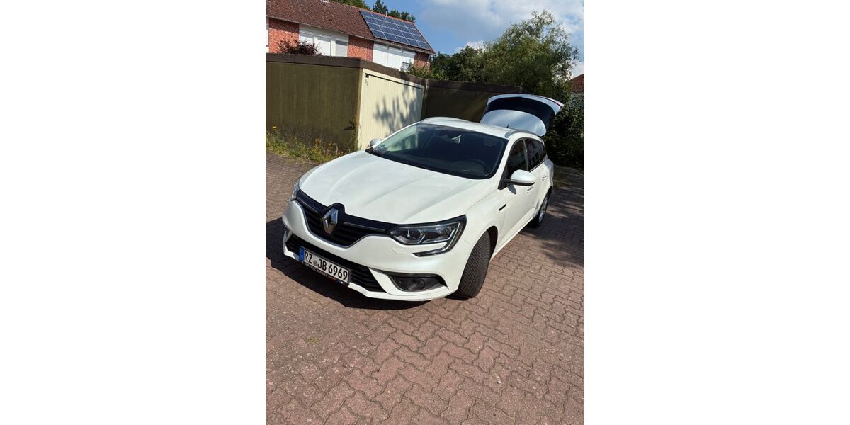 Renault Megane 126.500 km 8.499 &euro; Lauenburg 21481