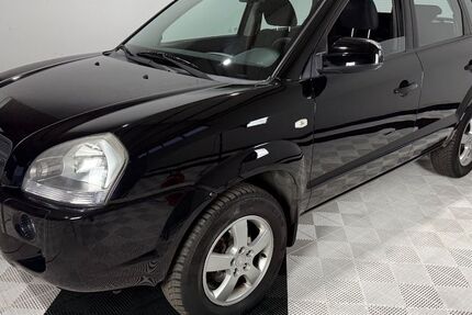 Hyundai TUCSON 150.508 km 3.499 &euro; Bonn - Dottendorf 53129