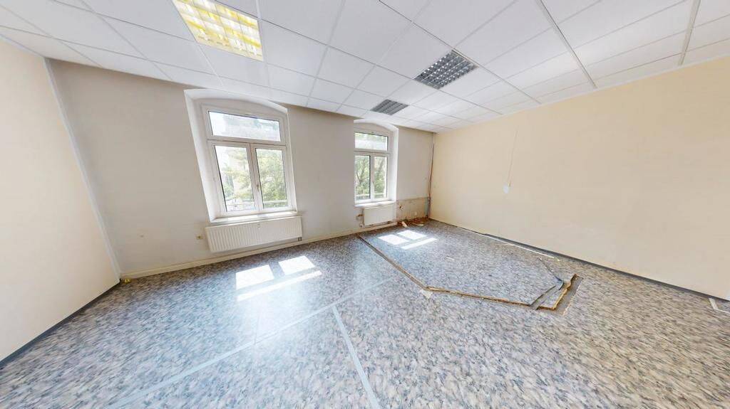 Gewerbeobjekt Chemnitz Lutherviertel - 5 Zimmer, 151 m&sup2;, 1.069&euro; | Angebot:26862835