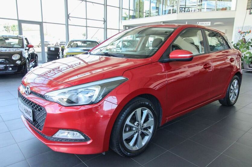 i20