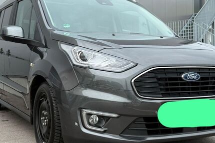 Ford Tourneo Connect 135.600 km 15.000 &euro; Waal 86875