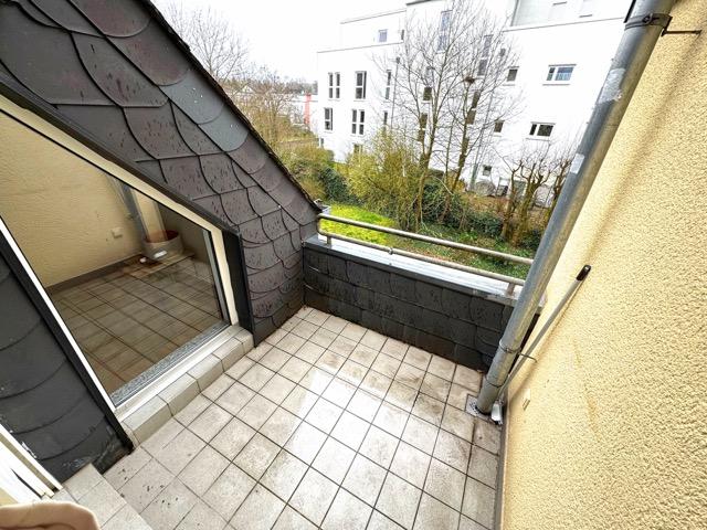 Dachgeschoßwohnung Trier Kürenz - 2 Zimmer, 60 m&sup2;, 750&euro; | Angebot:25607117