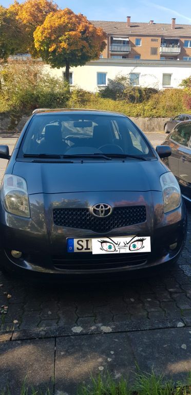 Toyota Yaris 158.000 km 3.485 € Siegen 57074
