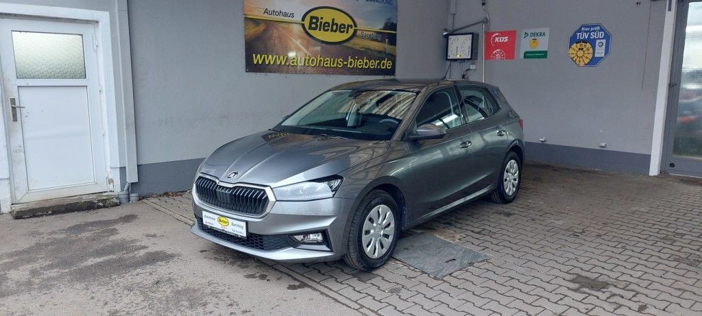 Skoda Fabia 26.862 km 14.790 &euro; Sarching 93092