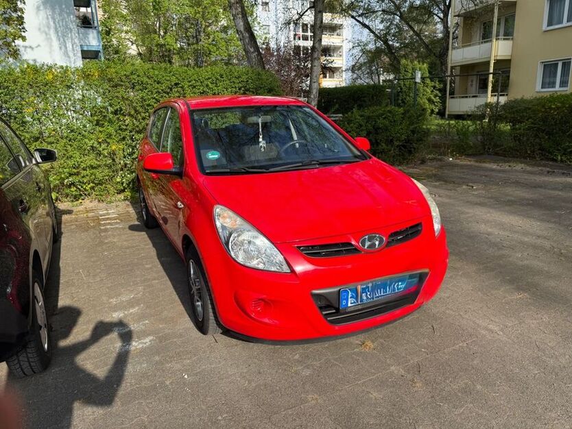 i20