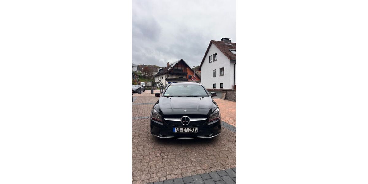 Mercedes-Benz CLA 220 Shooting Brake 186.000 km 15.500 &euro; Mömbris 63776