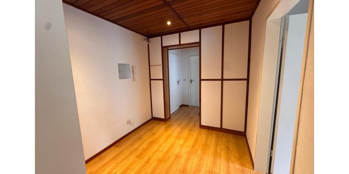 Etagenwohnung Hönningen - 2 Zimmer, 70 m&sup2;, 625&euro; | Angebot:26201570
