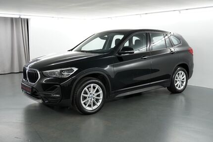 BMW X1 52.498 km 27.900 &euro; Germering bei München 82110