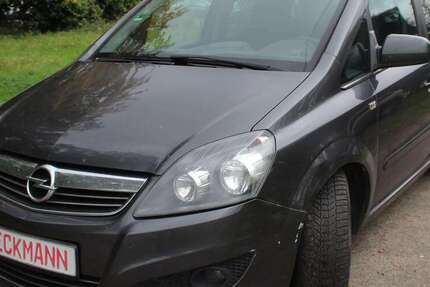 Opel Zafira 267.277 km 1.999 € Pinneberg Nord Hamburg 25421