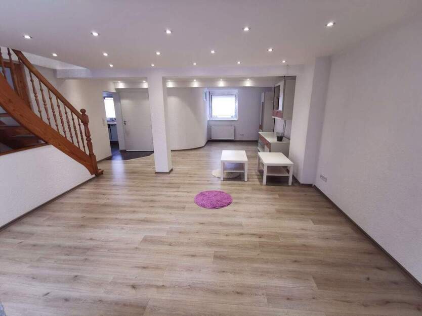 Einziehen und wohlfühlen ....top-saniertes Wohnhaus in 66450 Bexbach-Höchen 5 zimmer