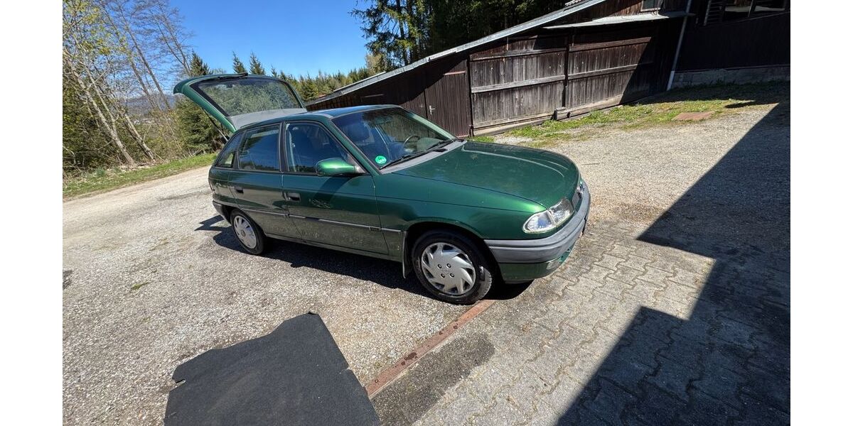 Opel Astra 123.500 km 1.600 &euro; Patersdorf 94265