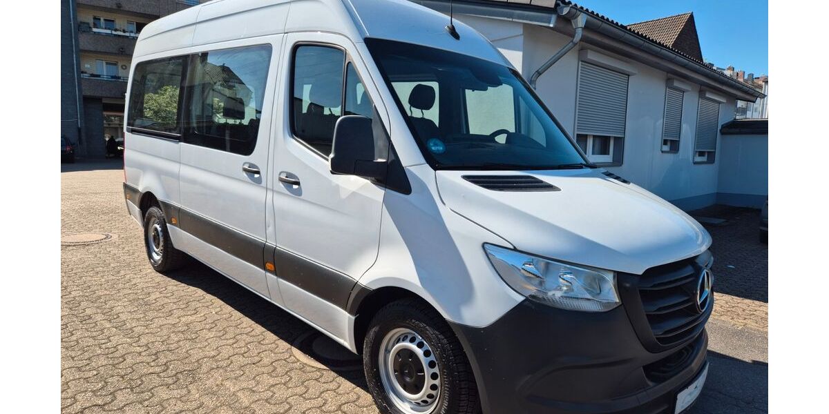 Mercedes-Benz Sprinter 175.000 km 25.450 &euro; Düsseldorf 40591