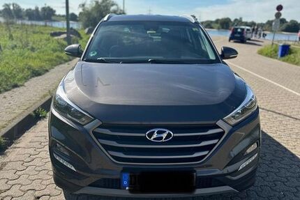 Hyundai TUCSON 123.000 km 13.600 &euro; Duisburg 47178