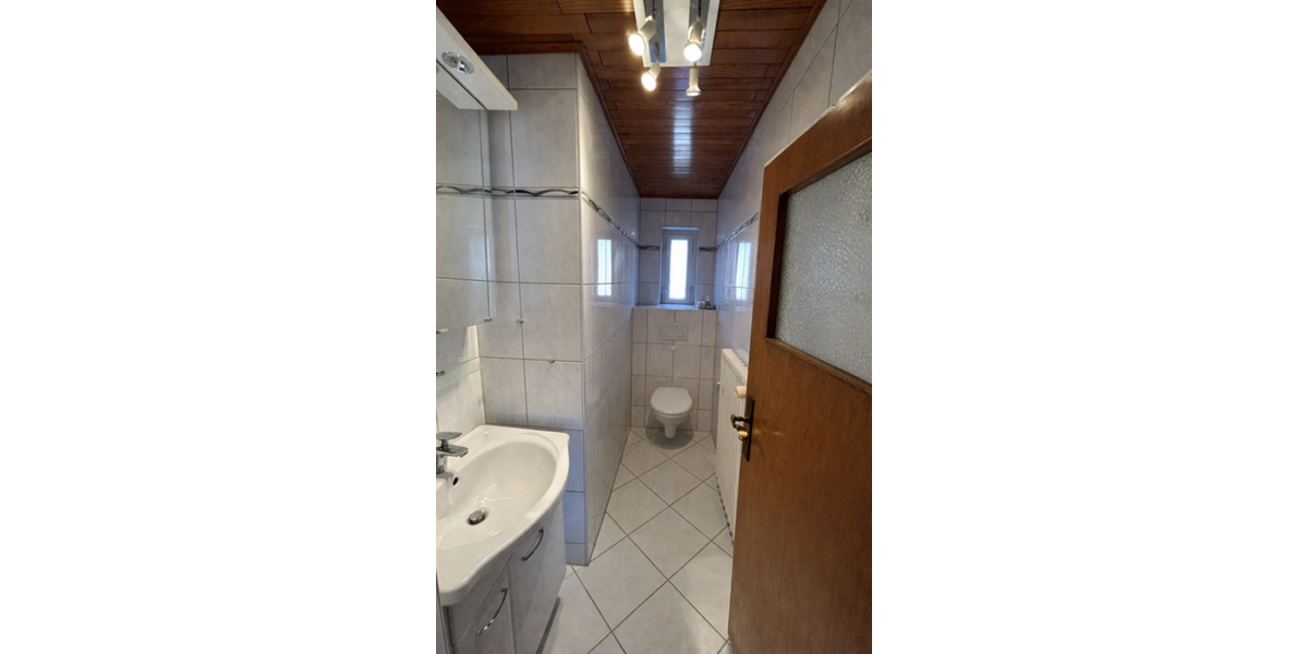 EFH mit viel Platz und Potenzial - Einfamilienhaus Alfeld | Angebot:26177068