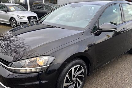 VW Golf 118.000 km 13.399 &euro; Kevelaer 47623