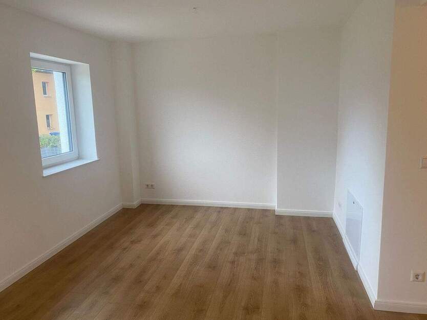 Idyllisches Reihenmittelhaus mit eigener Terrasse im schönen Seegebiet Mansfelder Land! 5 zimmer