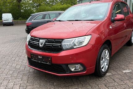 Dacia Sandero 118.000 km 6.990 &euro; Bornhoeved 24619