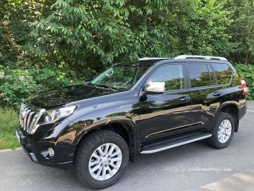 Land Cruiser