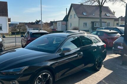 Cupra Leon 12.450 km 27.490 &euro; Höxter - Albaxen 37671