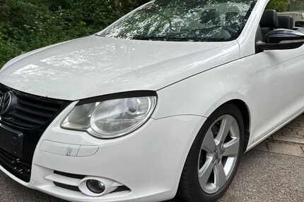 VW Eos 320.211 km 3.200 &euro; Essen 45276