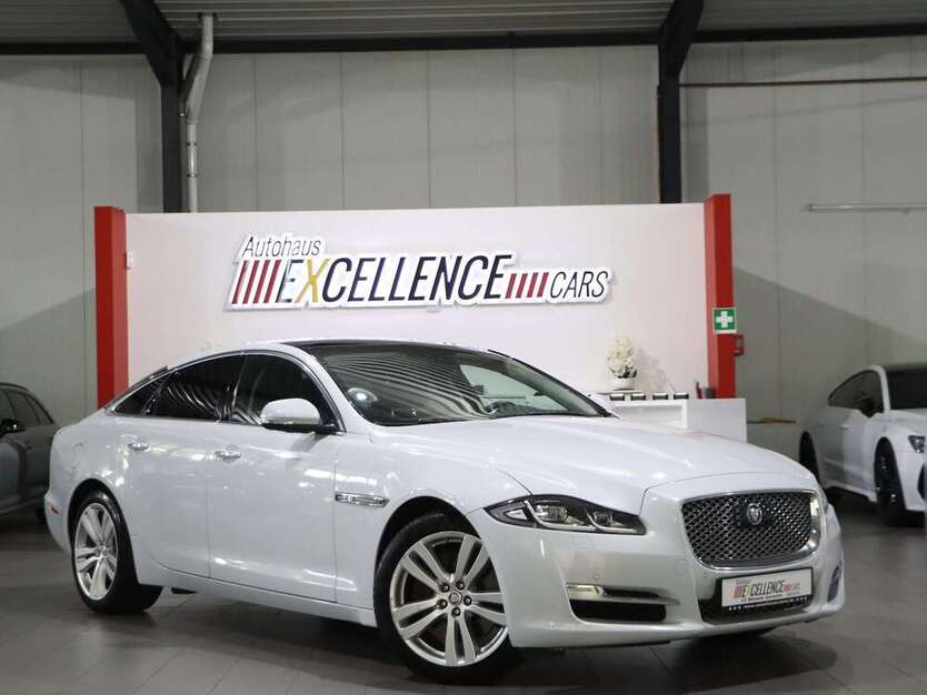 XJ