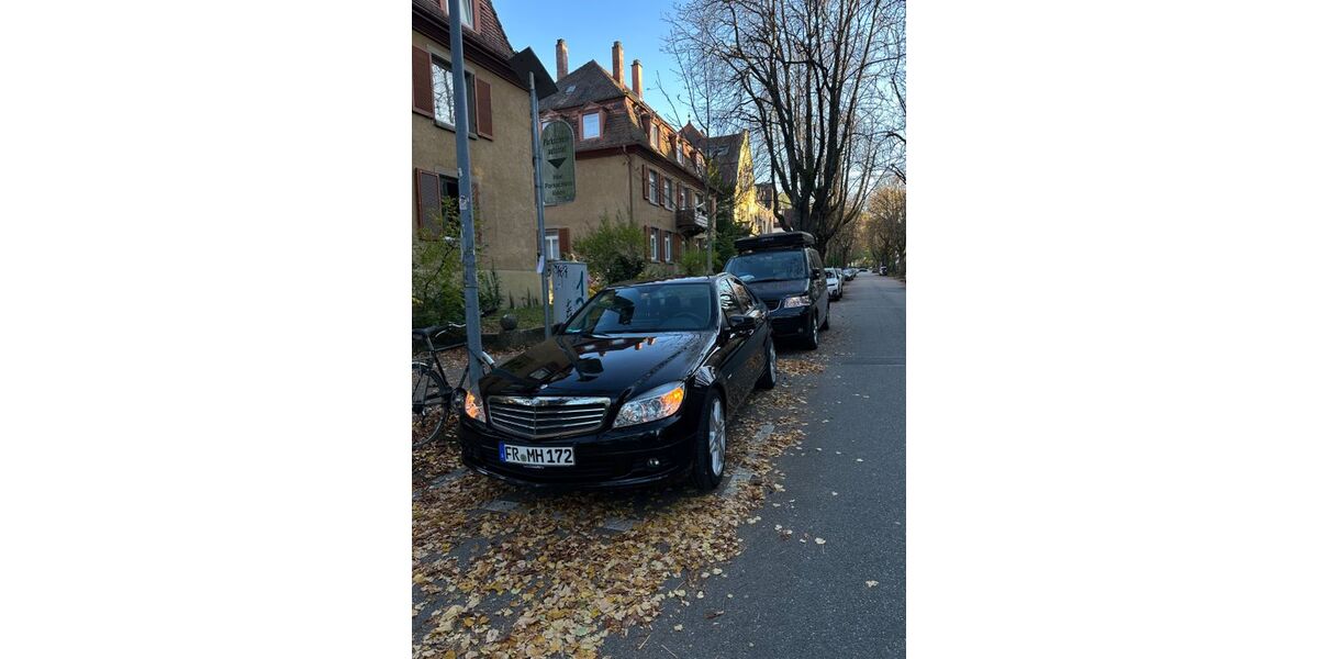 Mercedes-Benz C 180 128.000 km 9.300 &euro; Freiburg 79104