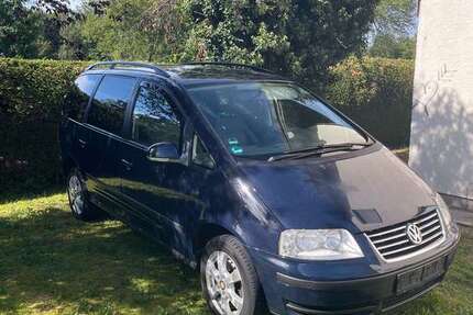 VW Sharan 272.000 km 2.500 € Gauting 82131