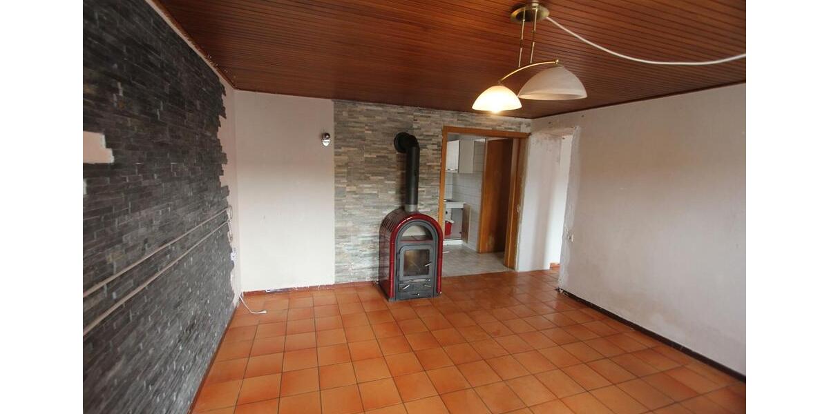Einfamilienhaus Mehren - 7 Zimmer, 223 m&sup2;, 190.000&euro; | Angebot:26837980