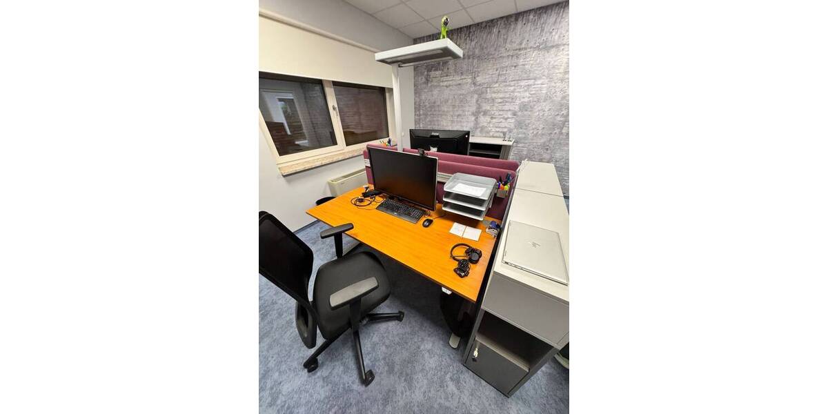 Moderne, energieeffiziente Logistikhalle mit Verwaltung - Raum Leipzig-Halle zimmer