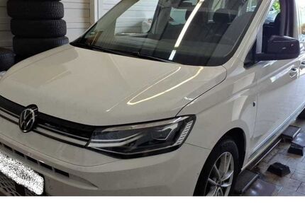 VW Caddy Maxi 88.670 km 29.880 &euro; Vilsbiburg 84137
