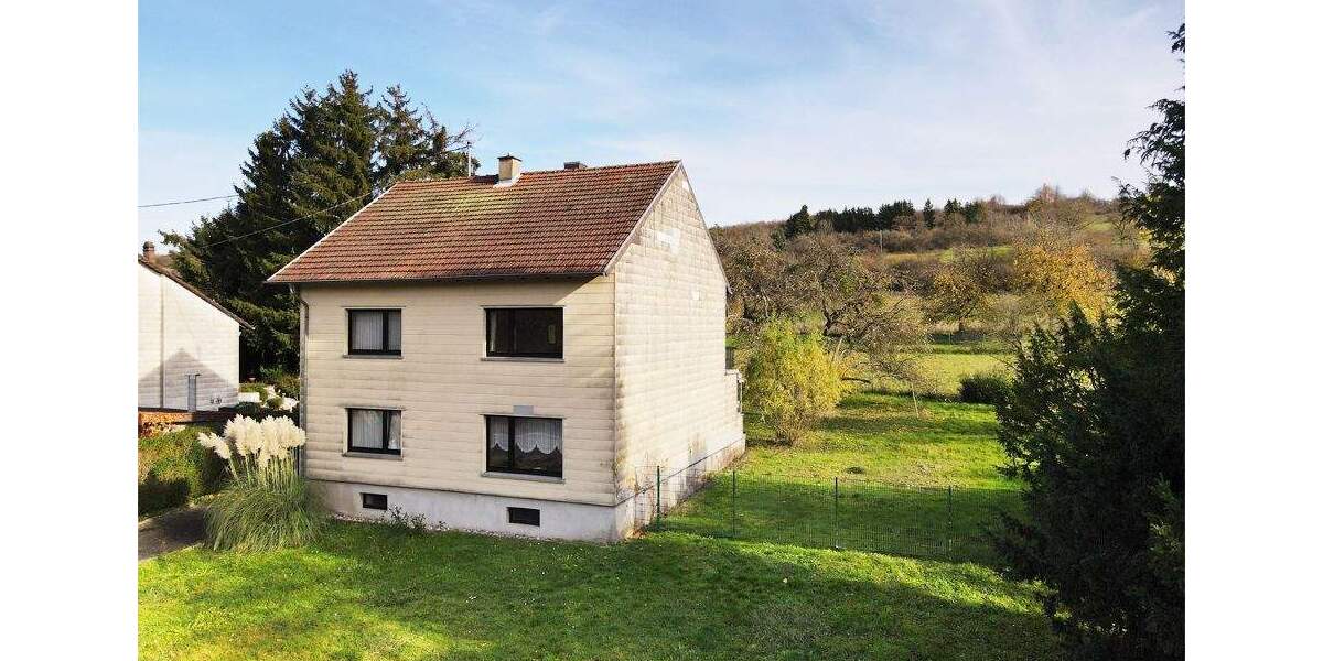 Großzügiges Einfamilienhaus mit Baugrundstück in ruhiger Endlage! 8 zimmer