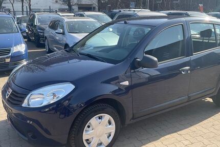 Dacia Sandero 126.000 km 2.499 &euro; Hamburg 21107