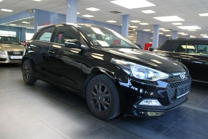 Hyundai i20 83.709 km 8.980 &euro; Euskirchen 53881