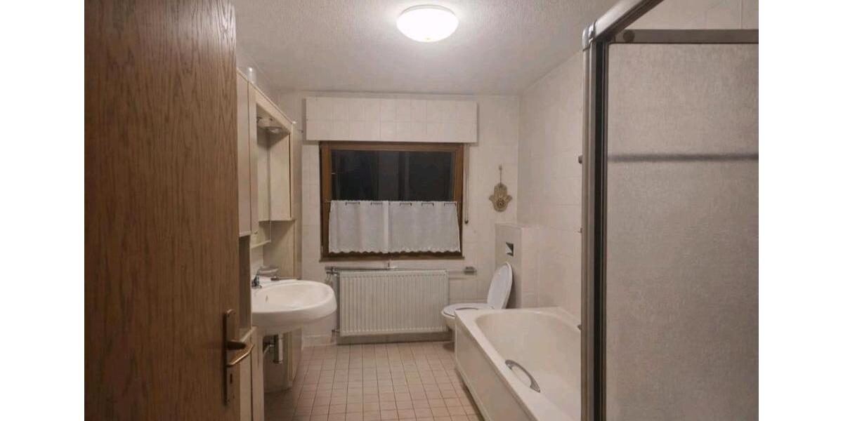 Einfamilienhaus Kinding - 5 Zimmer, 133 m&sup2;, 470.000&euro; | Angebot:27141159
